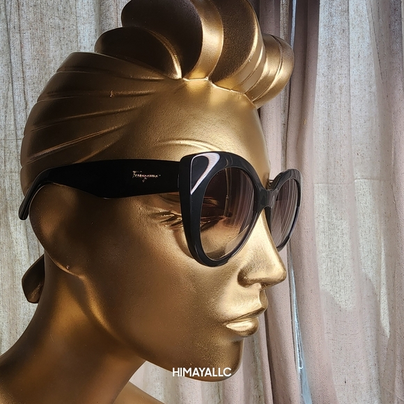NEW! FERREGAMO CAT EYE SUNGLASSES main image 9